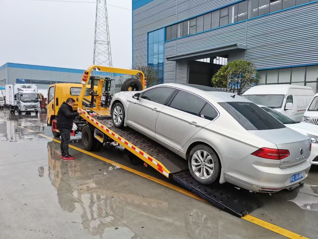 國六解放虎V3600超長軸距藍牌清障車