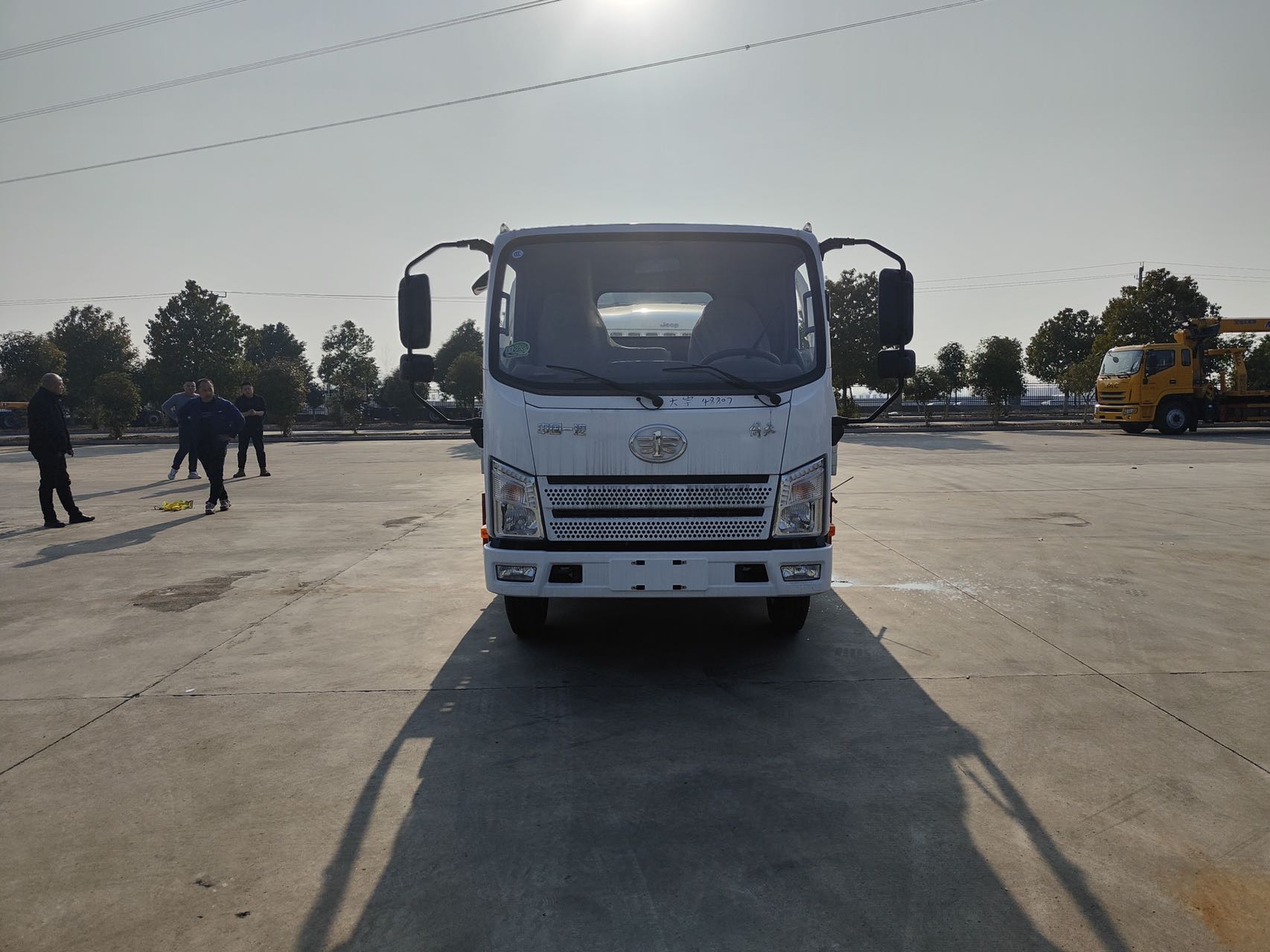 國六一汽青島解放虎VR藍牌清障車