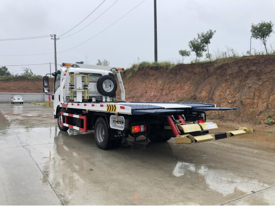 國六五十鈴KV100藍牌清障車