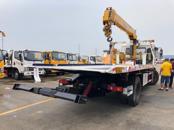 國六東風天錦帶吊黃牌清障車-5000