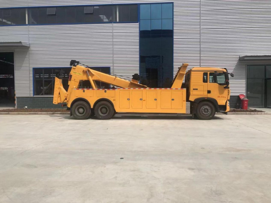 國六重汽豪沃拖吊聯體黃牌清障車
