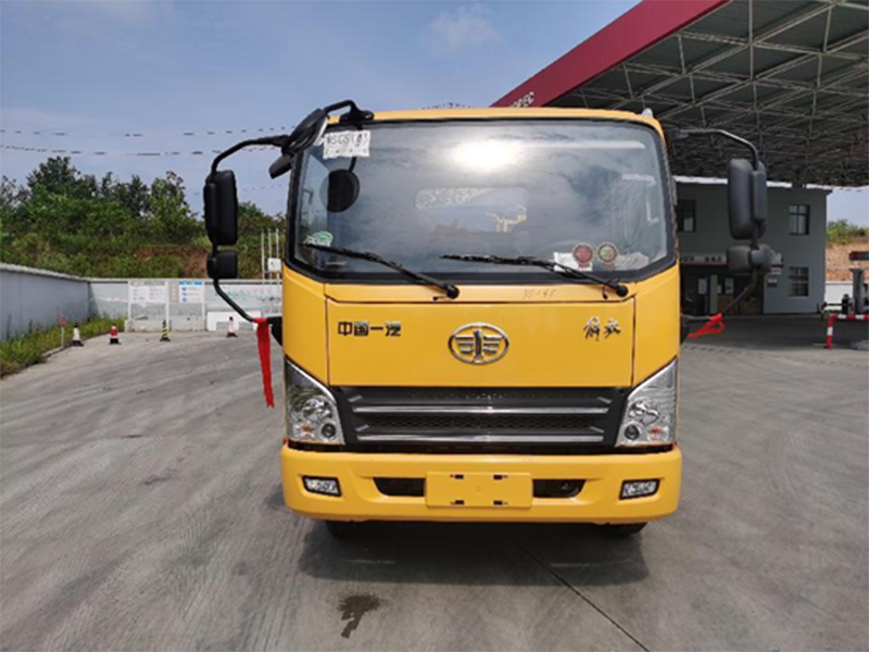 國六藍牌解放一拖二清障車